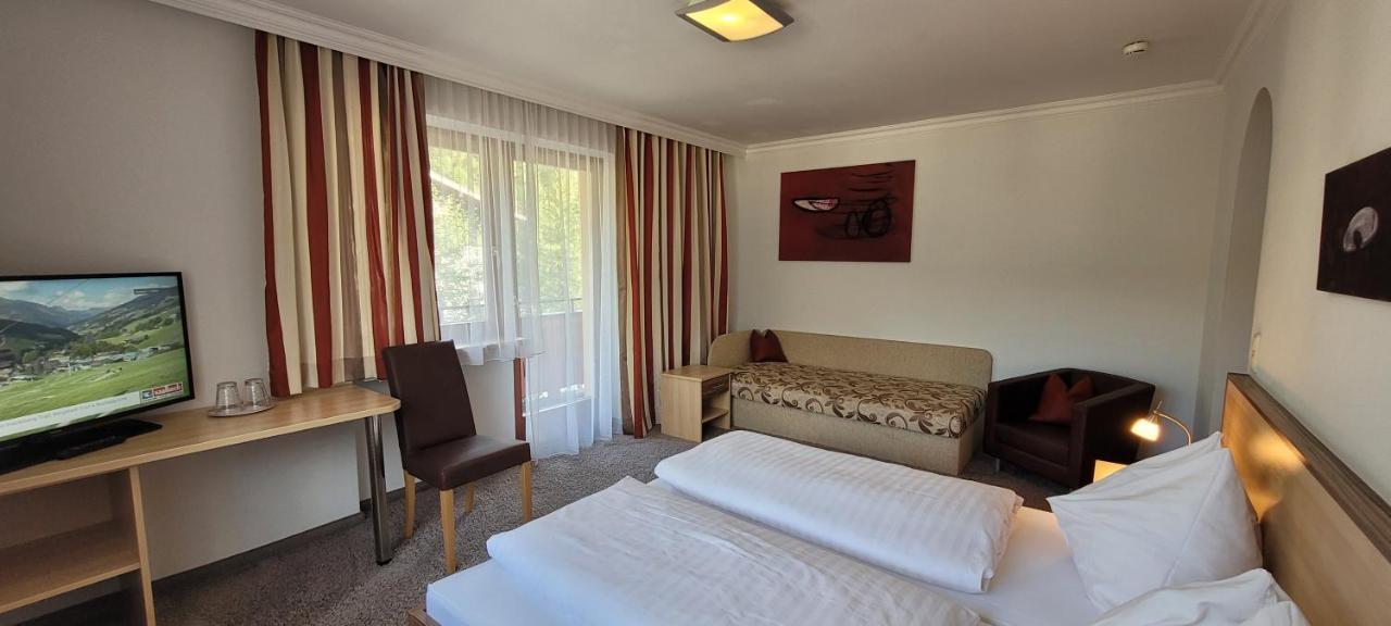 Hotel Sommerer Saalbach Exterior foto
